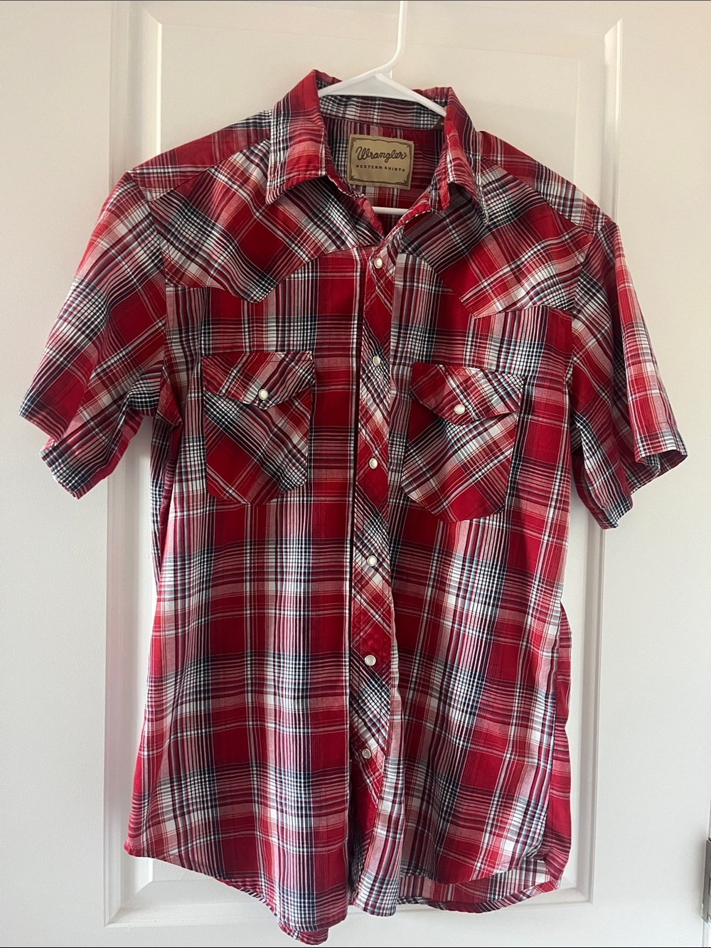 Wrangler Red Plaid Short-Sleeve Button-Down Western Shirt